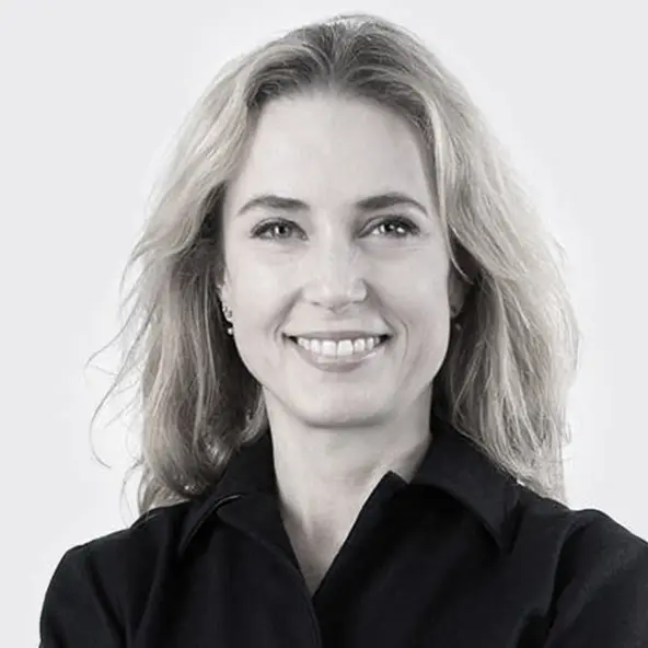 Portrait von der Designerin Astrid Paul, die für das Design beim BerlinWoMan zuständig ist, sowohl für die Kollektion als auch die Webseite.