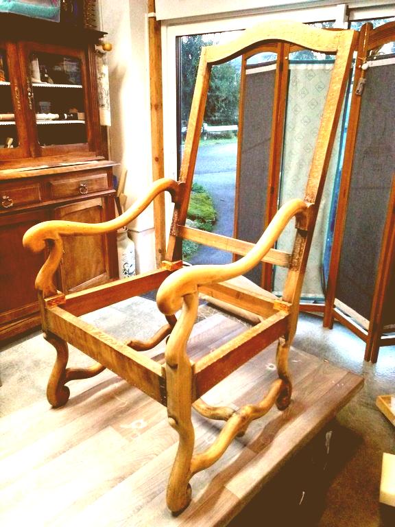 Fauteuil Louis XIII restauration