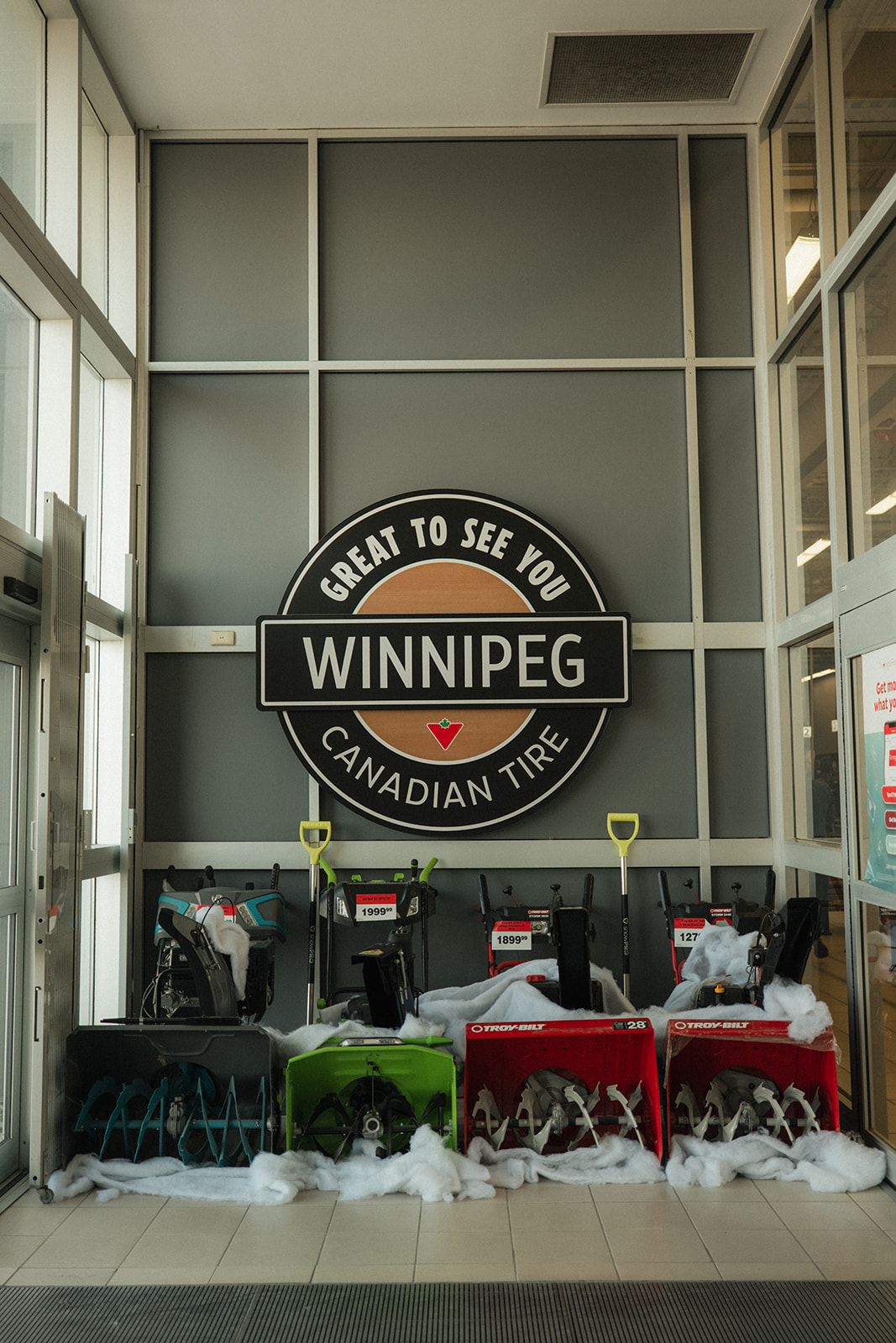 Professional commercial painters in Winnipeg, MB, warehouse exterior painting