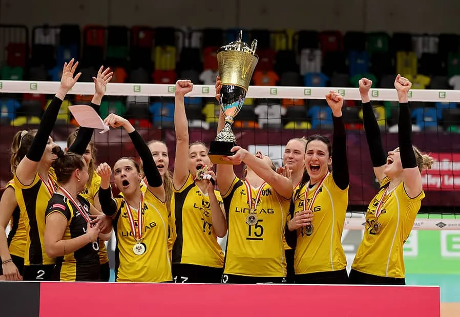 Steelvolleys Headerbild