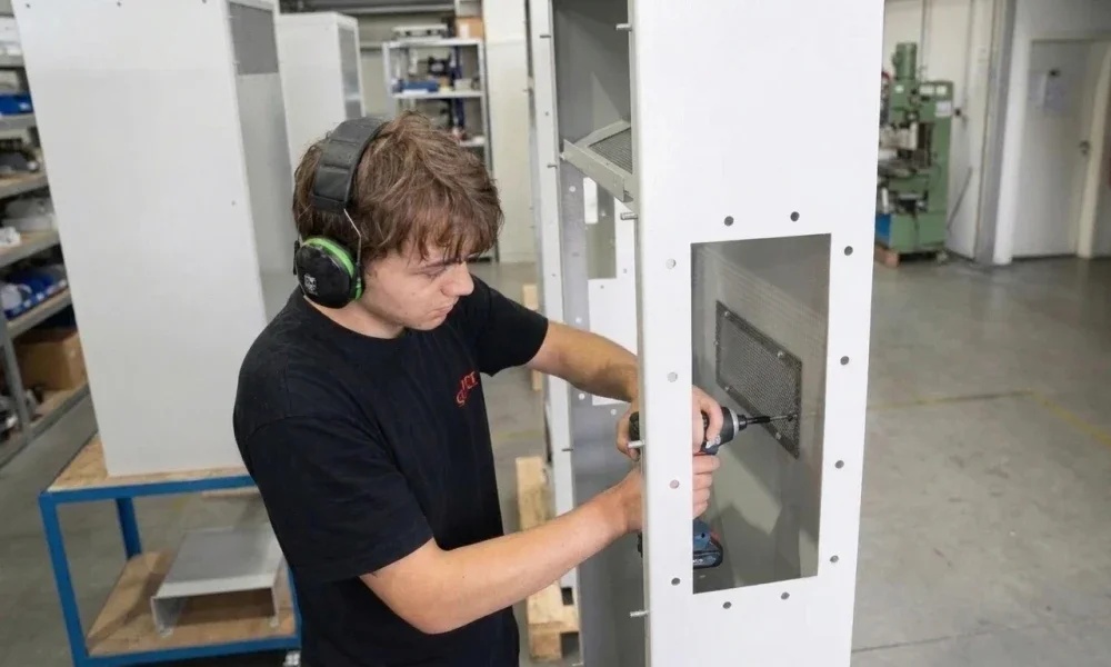 Metallverarbeitende Unternehmen mit Montageleistung