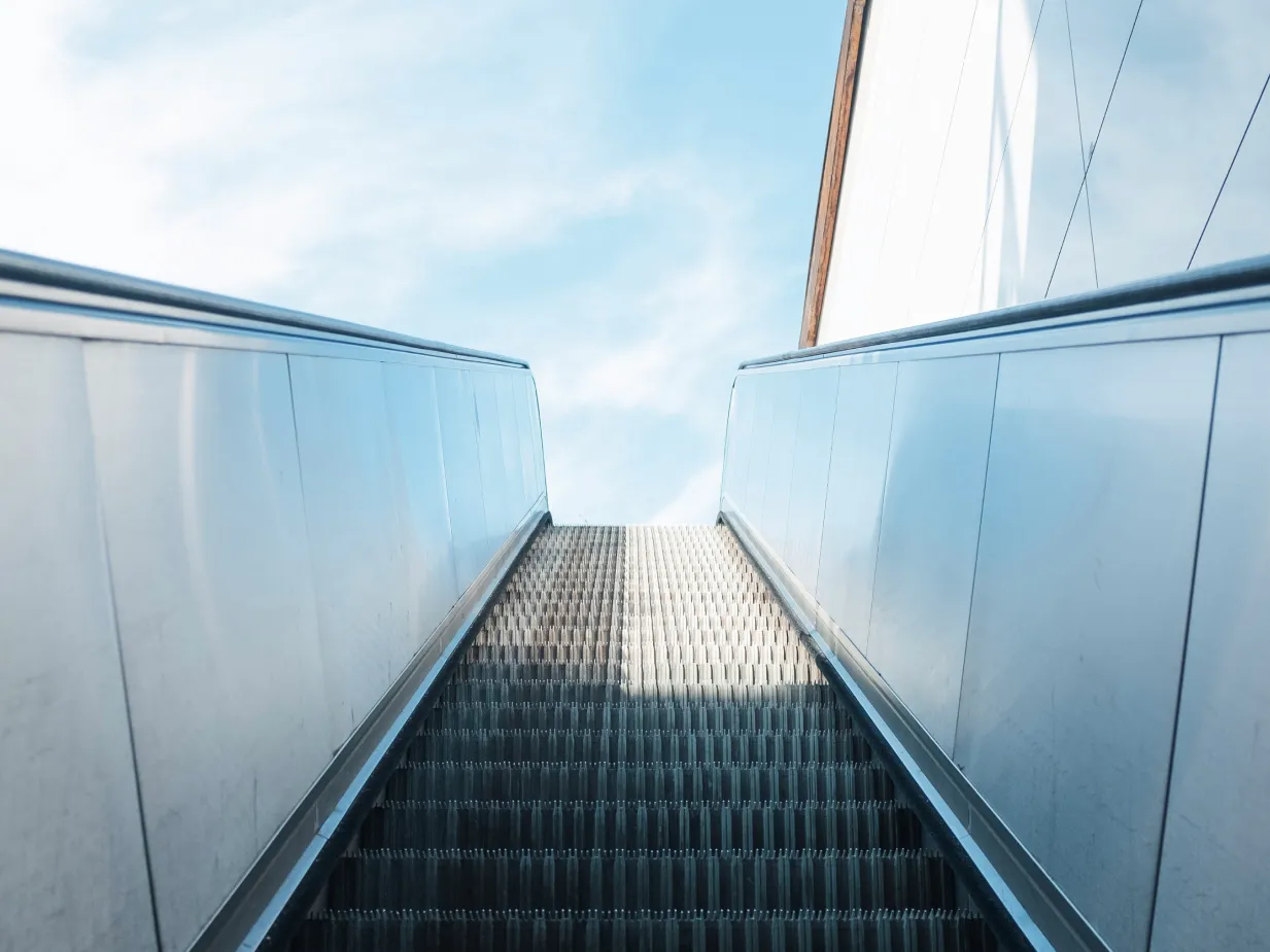 An escalator