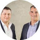 Michael and Jean embody the elegance and conviviality of MJ Holidays, symbols of an authentic and refined welcome in Mauritius.