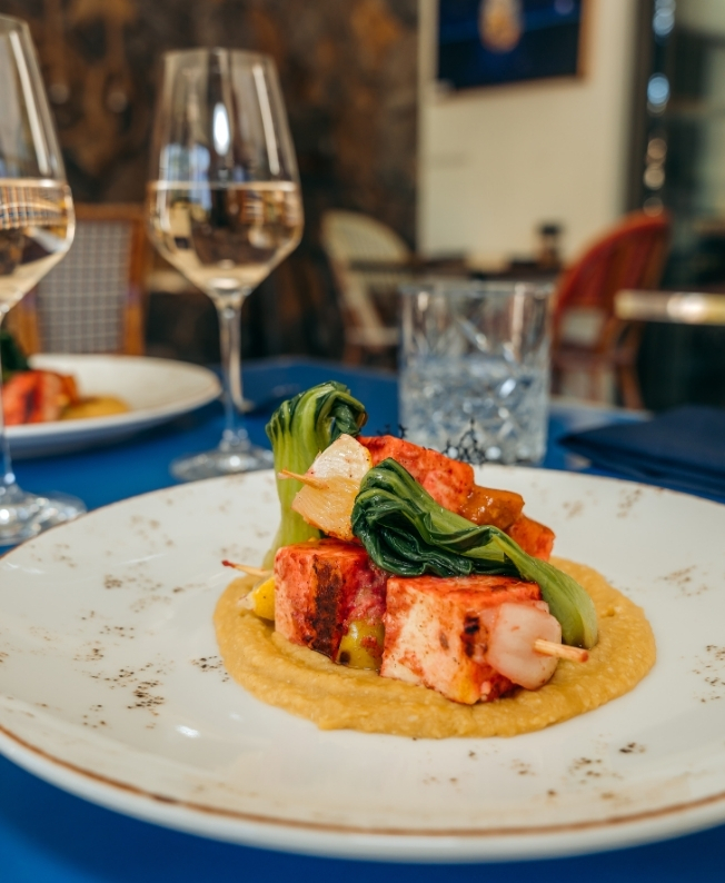 Gourmet creation by the restaurant L'Atelier, a subtle marriage of Mauritian flavors and elegance signed by MJ Holidays.