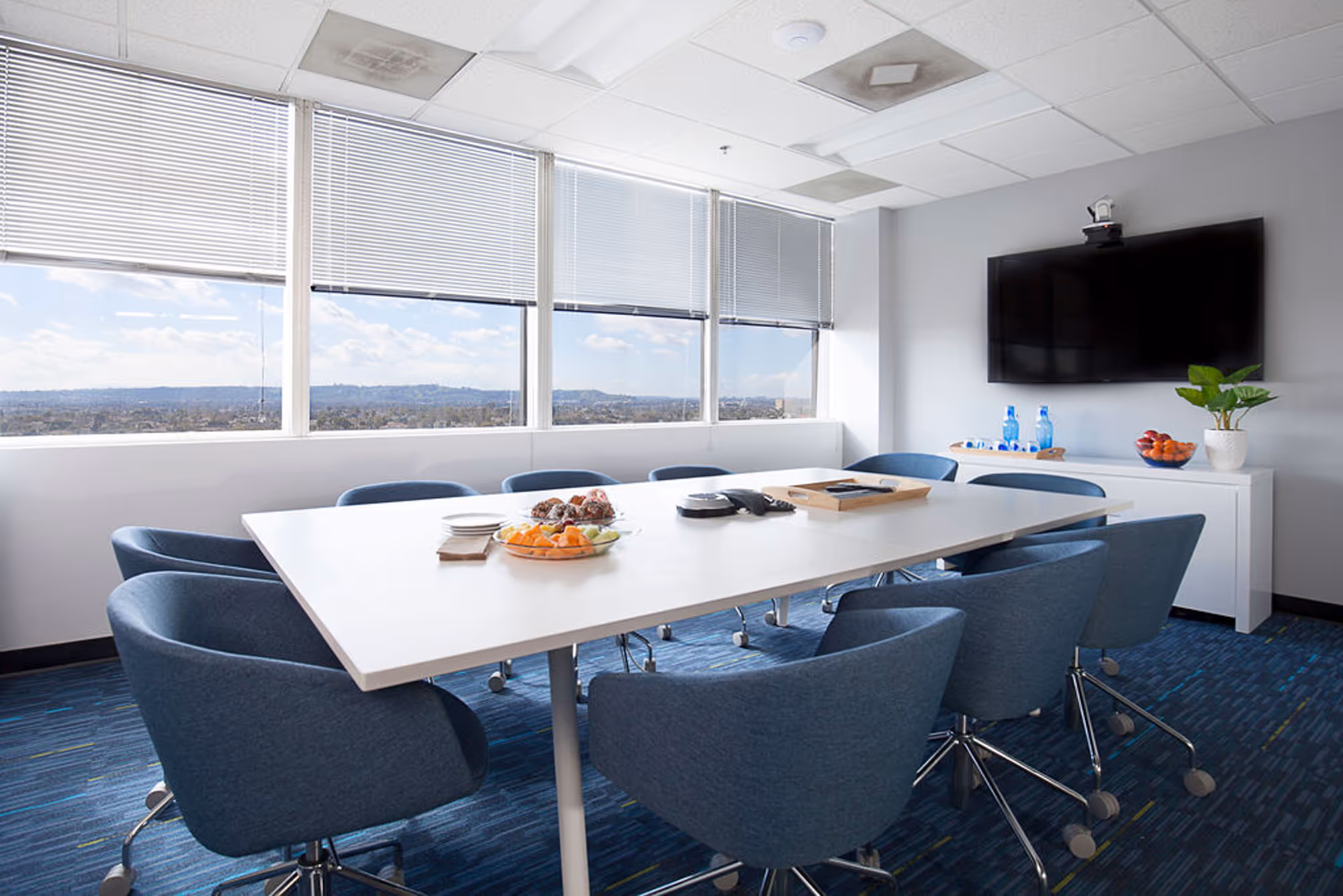 Commercial - Cadence 13