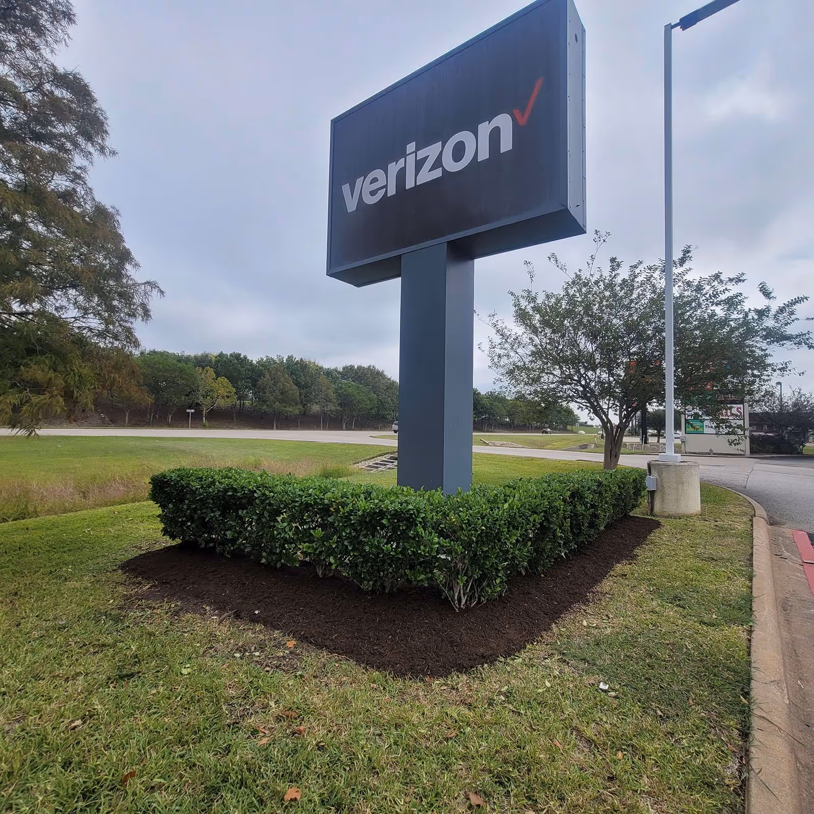 Texas commercial landscaping experts near me
