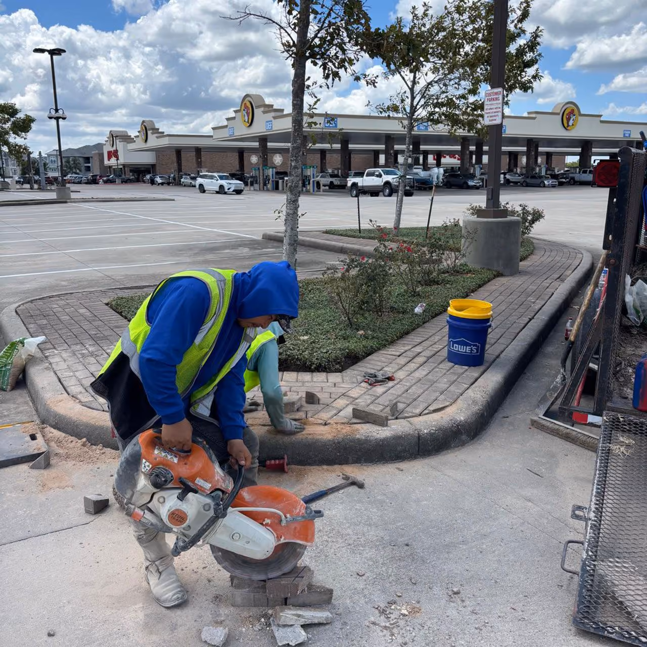 Hardscape and paver walkway installation near me