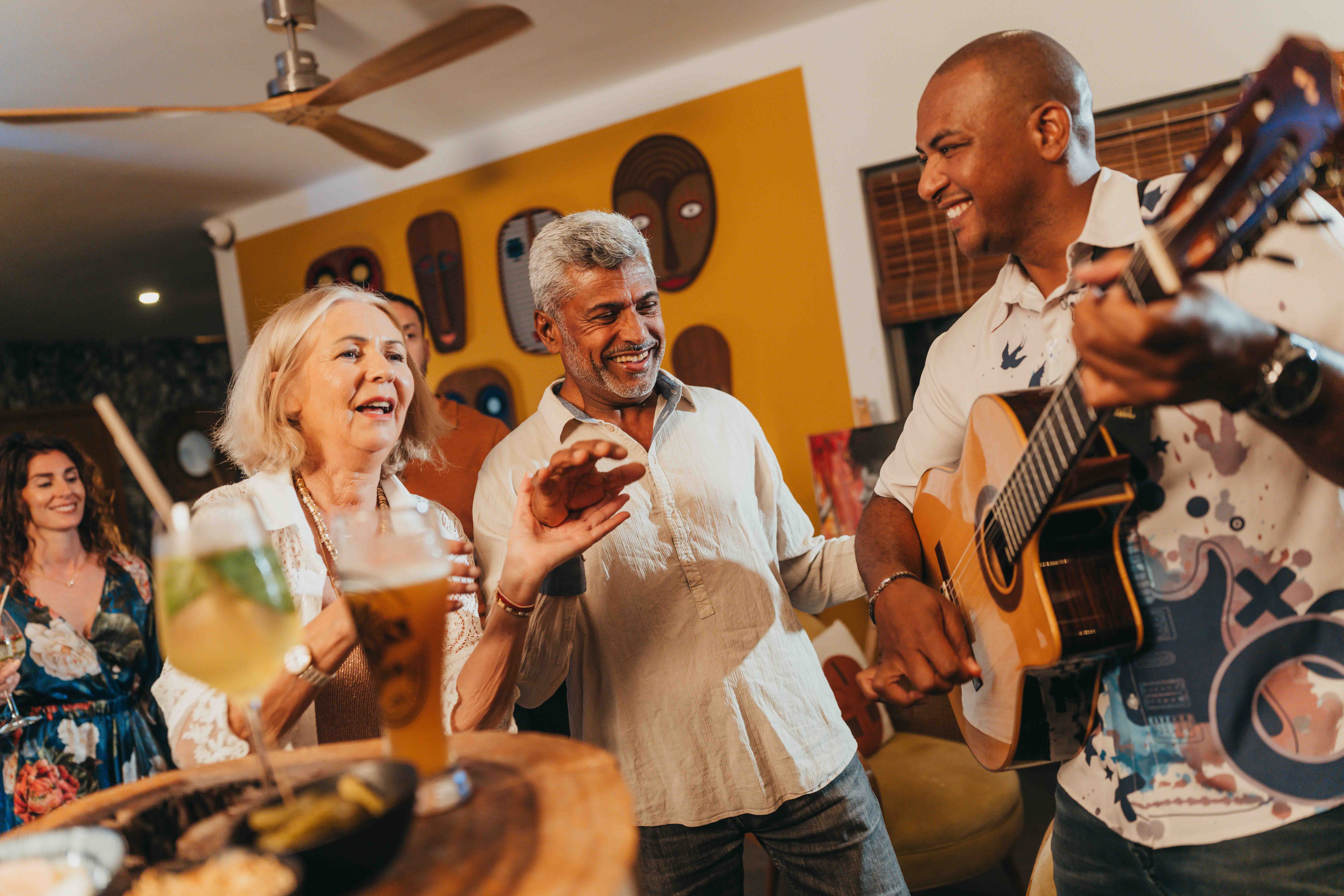 Saxophonist hosting an evening at the Restaurant L'Atelier with MJ Holidays in Grand-Gaube.