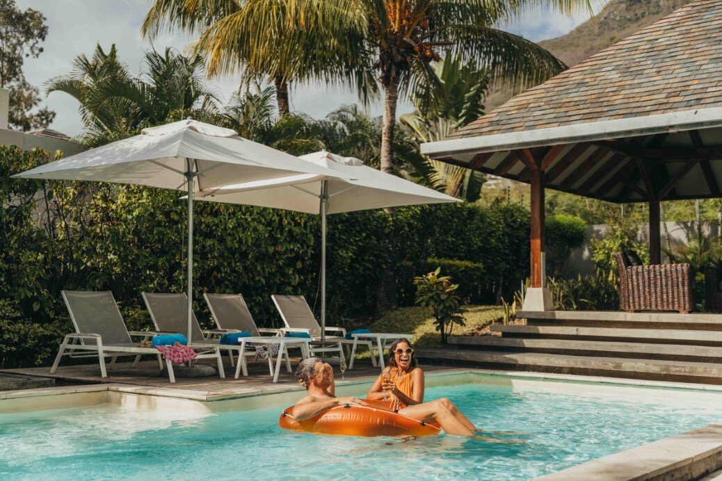 La Villa Deluxe de MJ Holidays dispose d’une piscine privée idéale pour un séjour relaxant à l’île Maurice.