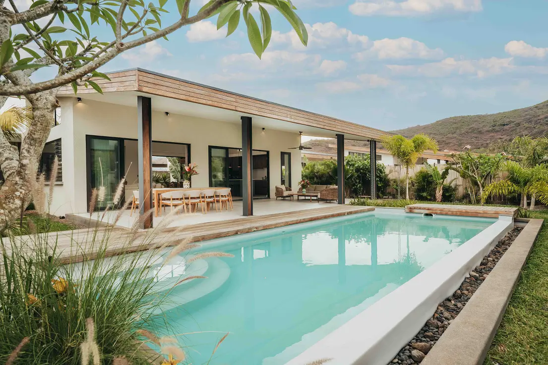 Elegant view of Villa Eko Savannah in Mauritius with MJ Holidays.