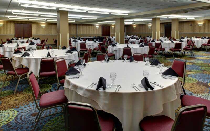 holiday inn express banquet room