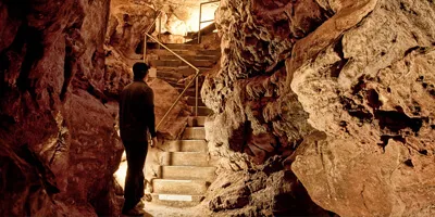 rushmore cave
