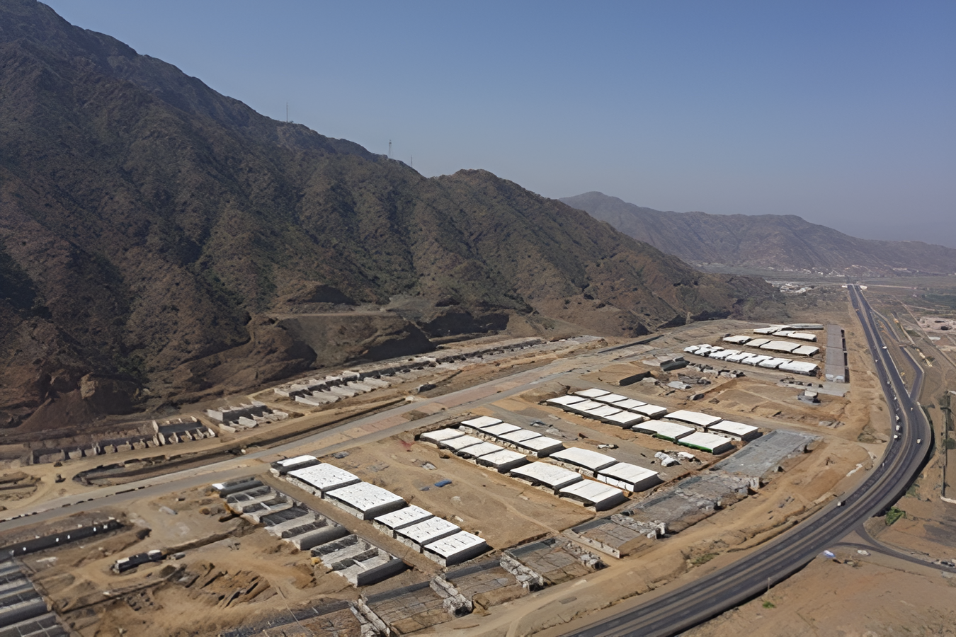 Muhayil Workshops / New industrial City Project