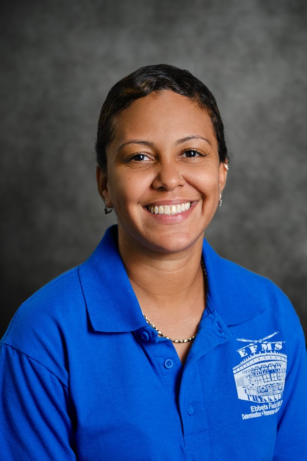 Rasheida Walker staff portrait photo