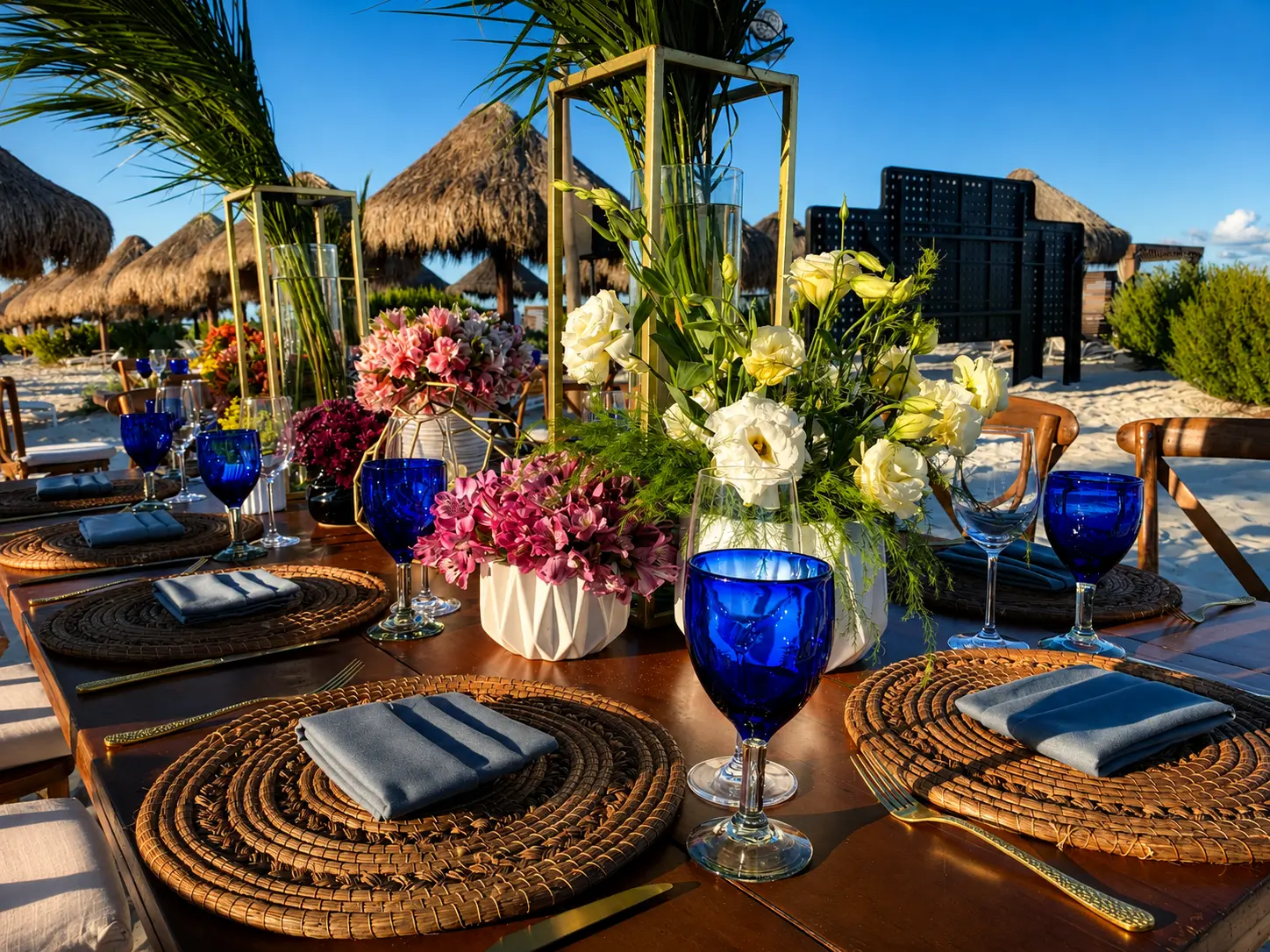 A Beachfront Atelier in TropiColor