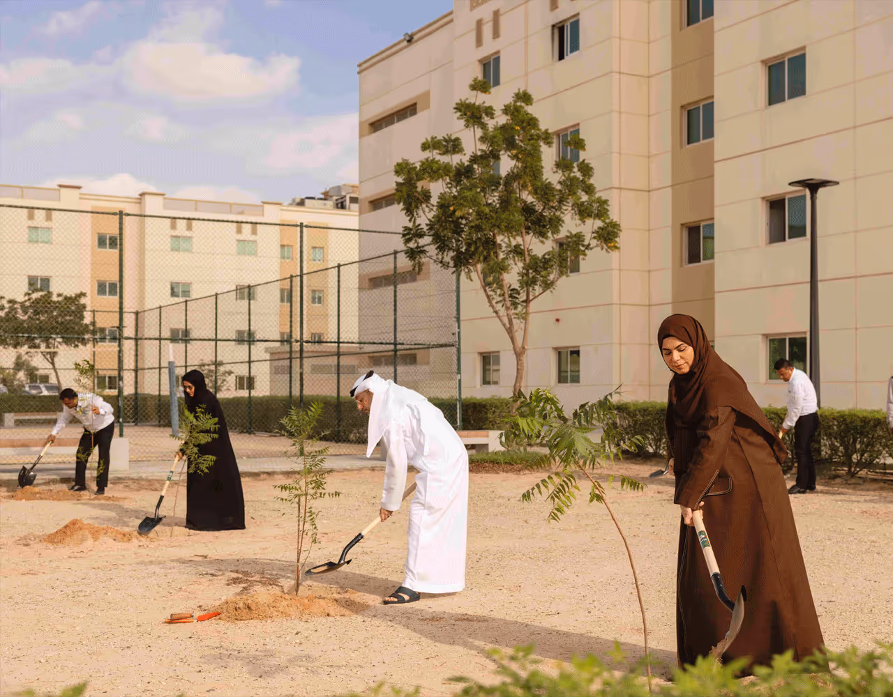 مدينة دبي الصناعية تؤكد التزامها بالاستدامة مع وزارة التغير المناخي والبيئة خلال أسبوع التشجير في دولة الإمارات