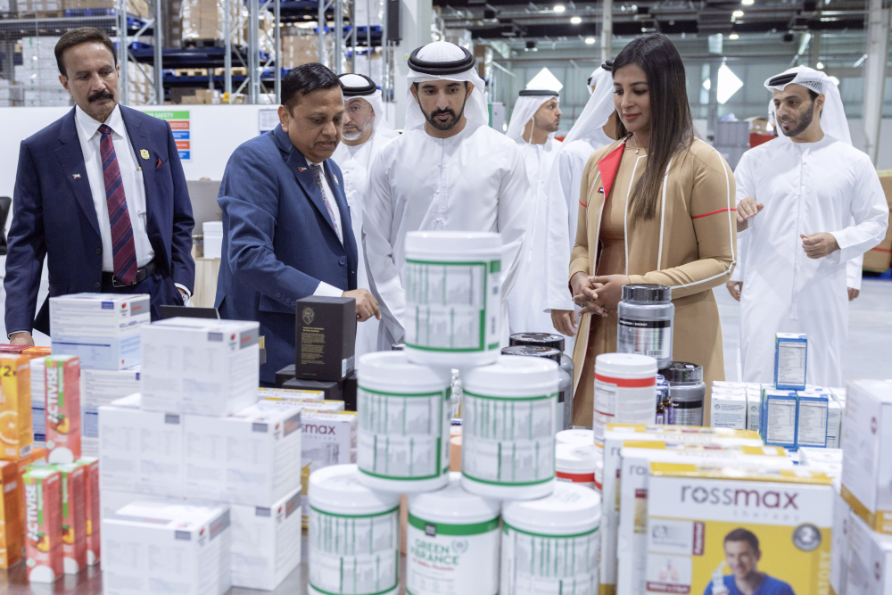 Hamdan bin Mohammed visits Aster Pharmacy’s distribution centre in Dubai