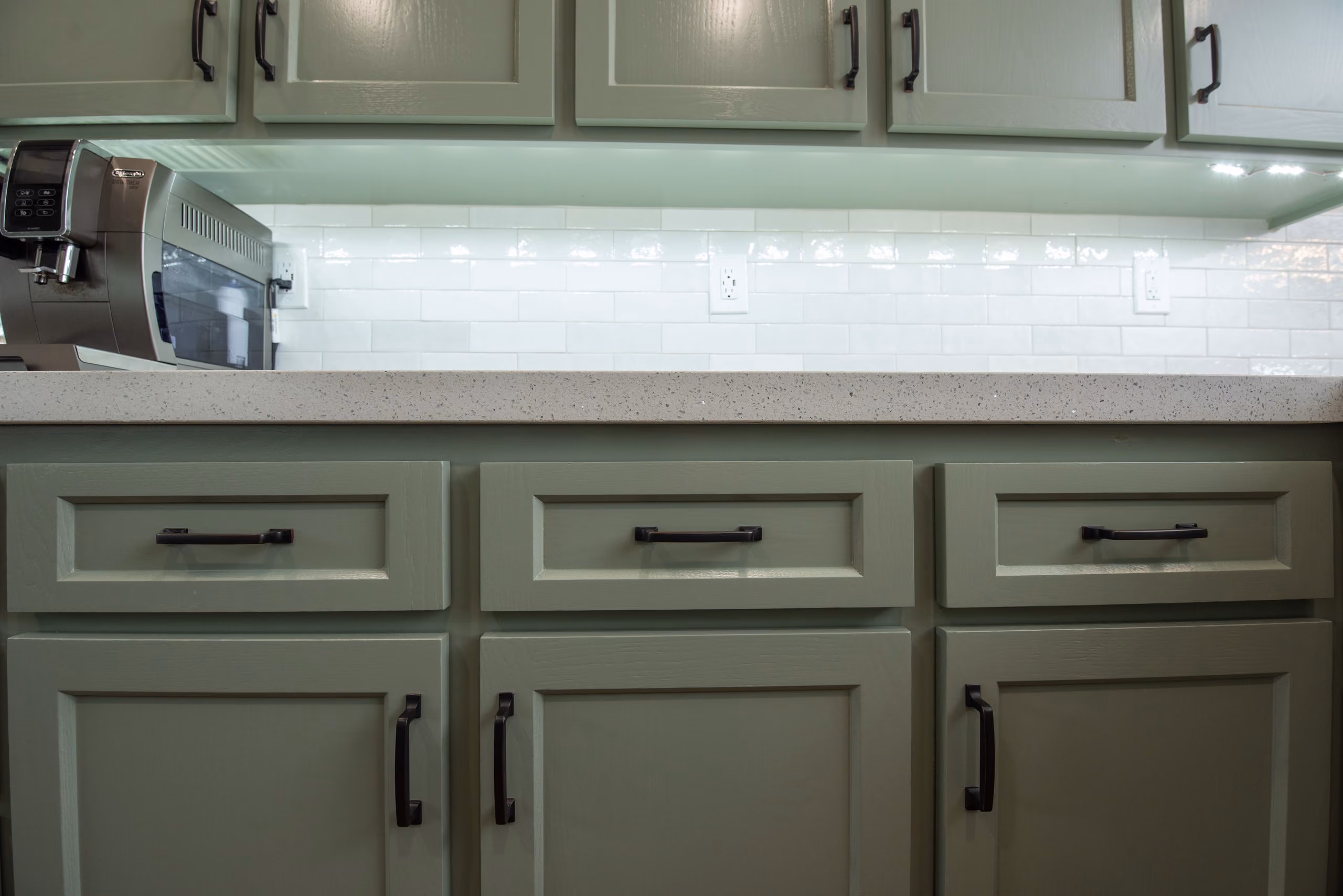 Kitchen remodel in Tracy by kitchen & bath CRATE – cabinets, hardware, countertops, backsplash, tile, lighting