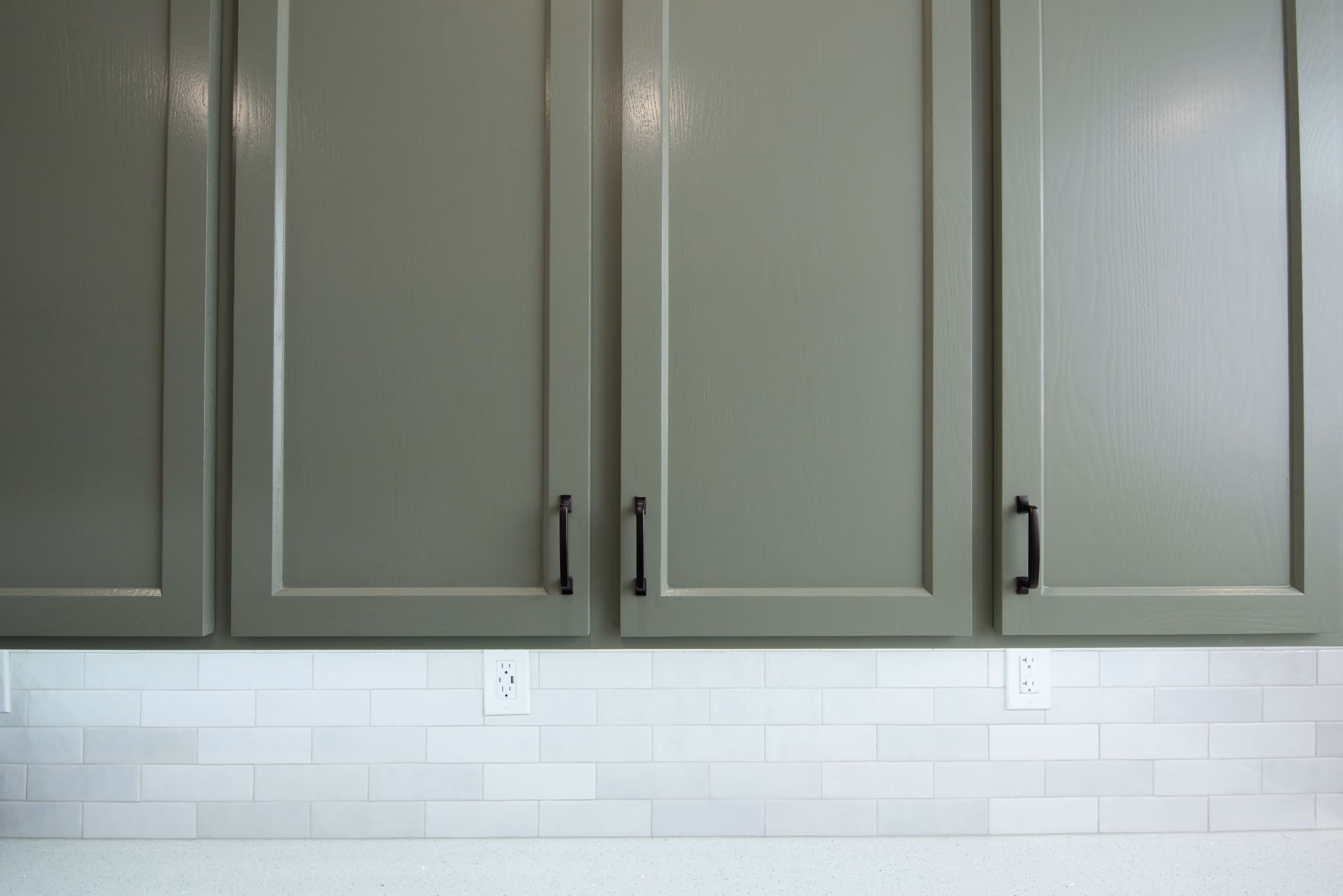 Kitchen remodel in Tracy by kitchen & bath CRATE – cabinets, hardware, backsplash, tile