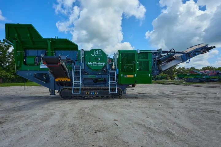 2025 McCLOSKEY J45 #591