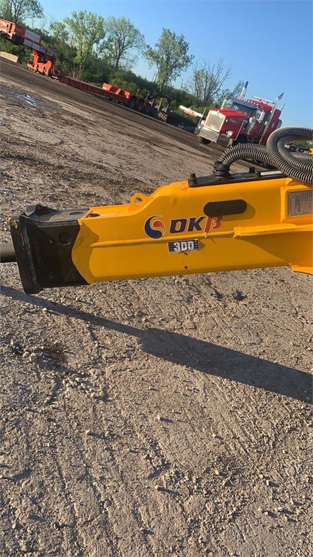 OKB 300 hydraulic hammer