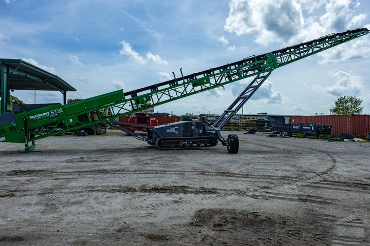 2024 McCloskey ST80T-LA #S682