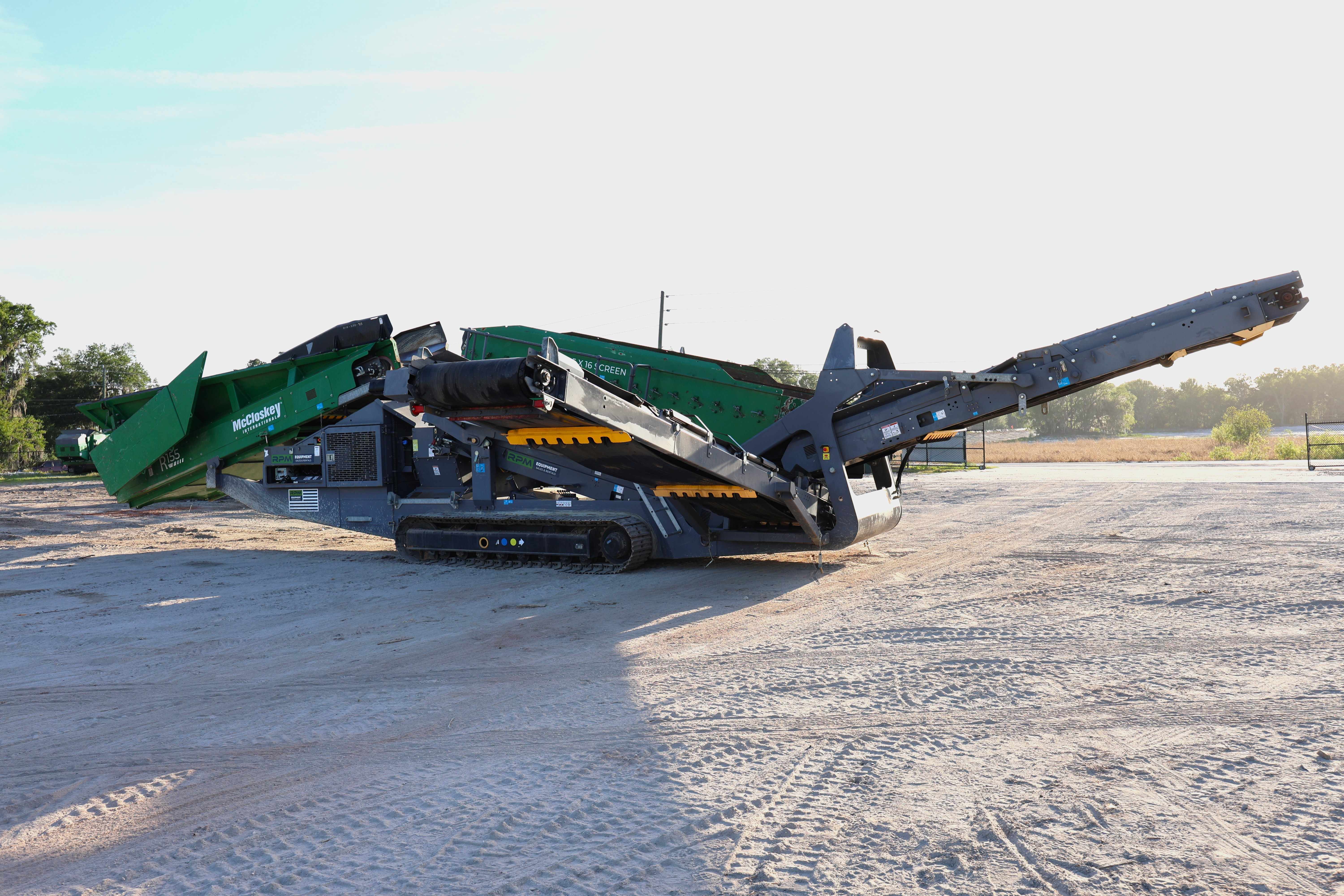 2023 McCloskey R155 Heavy-Duty Screener #R382