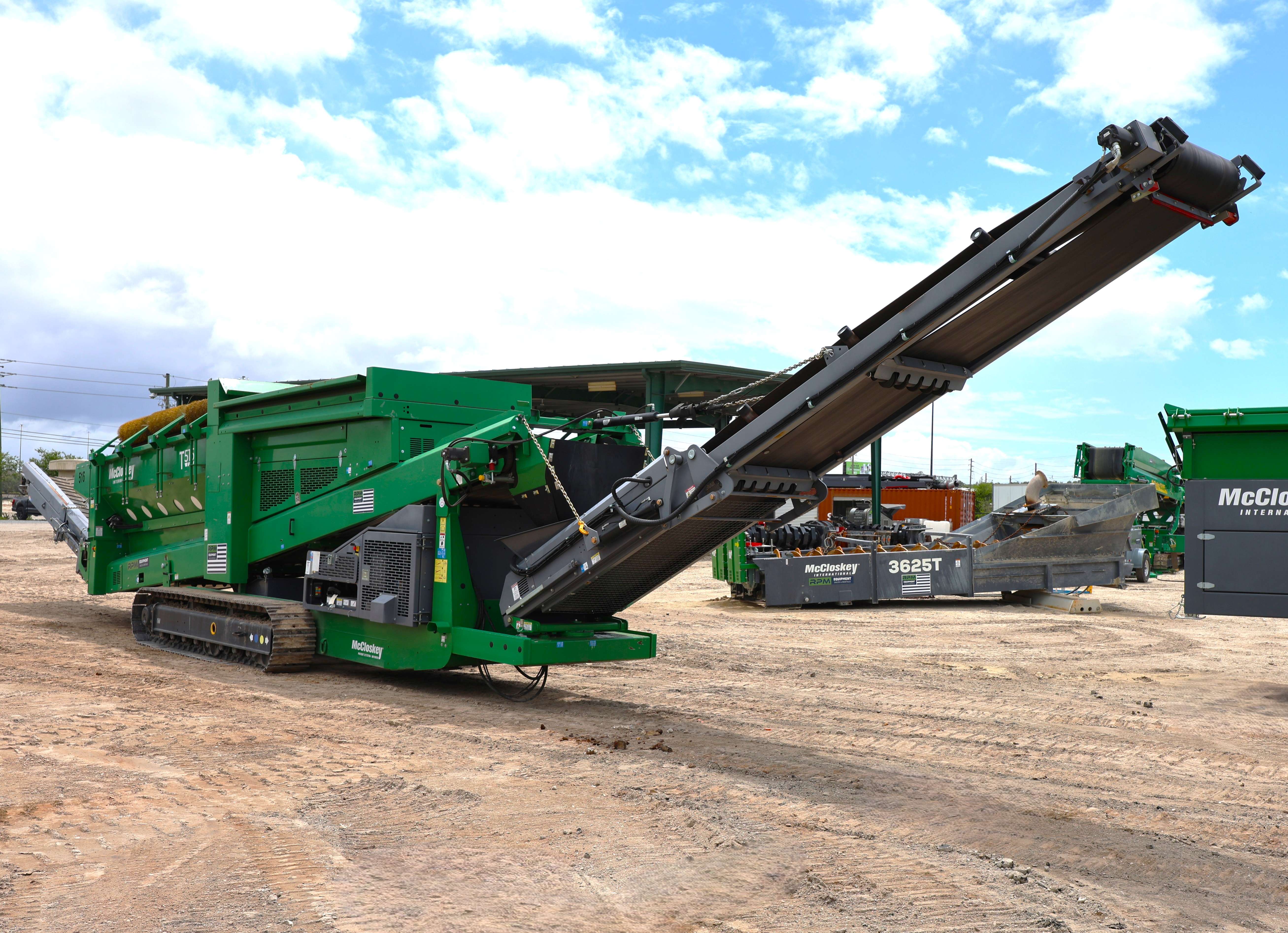 2024 McCloskey 516RT Portable Trommel - Screener #T679