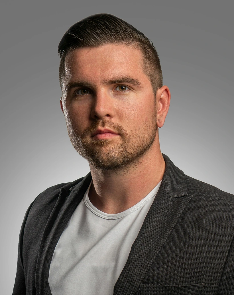 ventamio-home-one-our-team-image