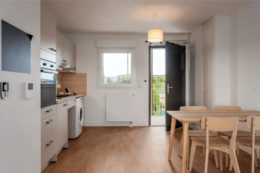 salon et séjour d'appartement en location accessible pmr