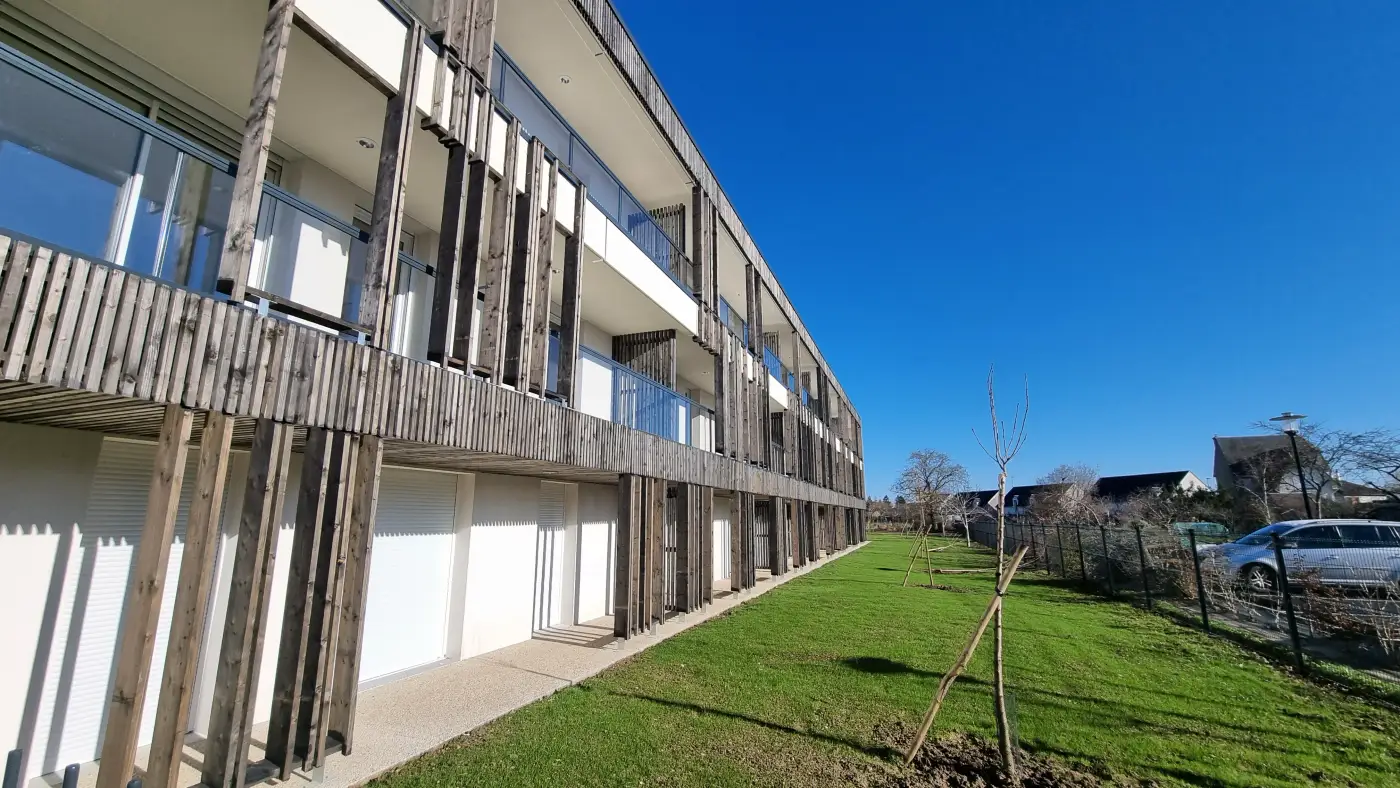 Résidence Mobicap à Blois vue depuis la pelouse