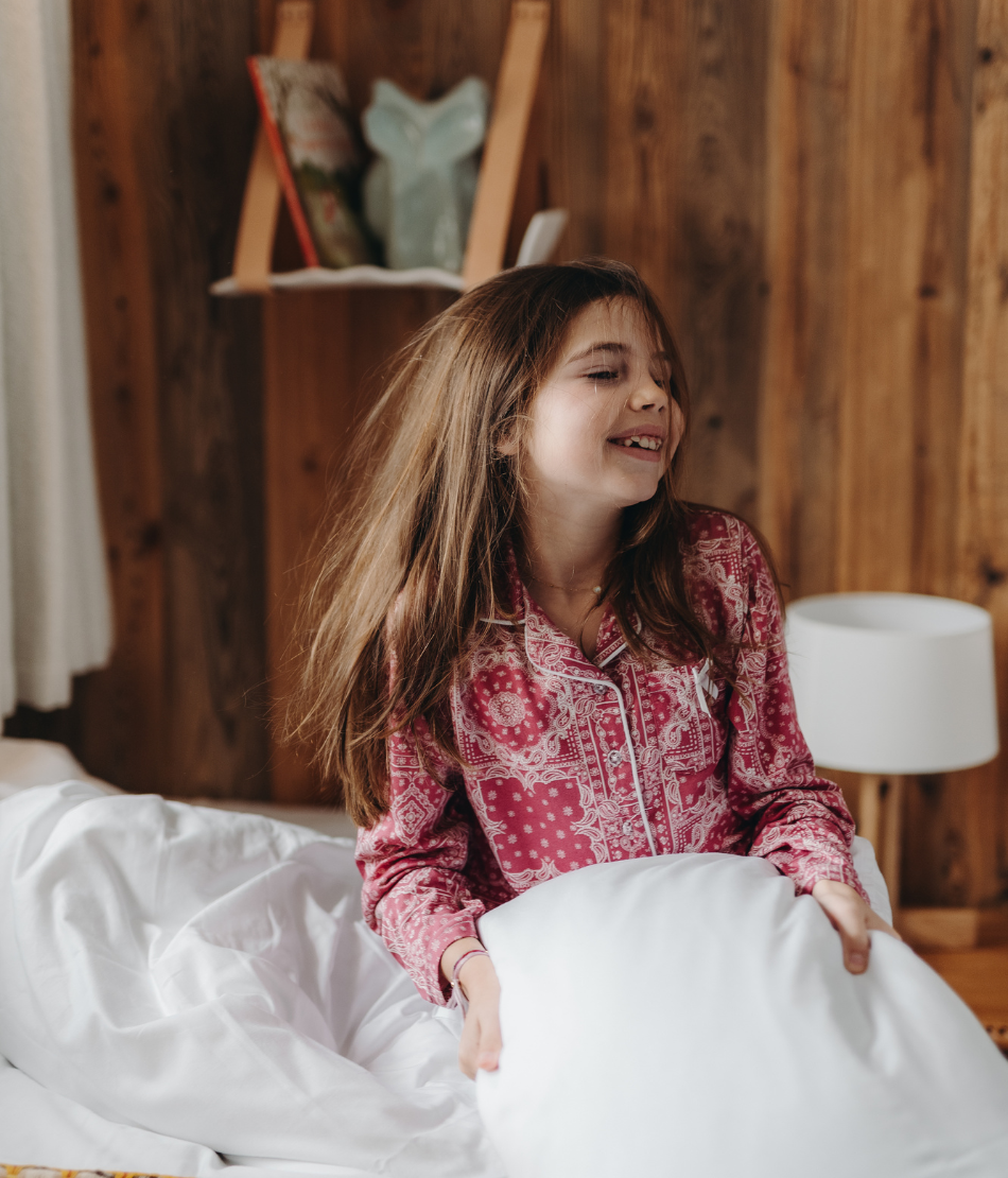 Bright dining room with large windows overlooking the mountain in Megève.