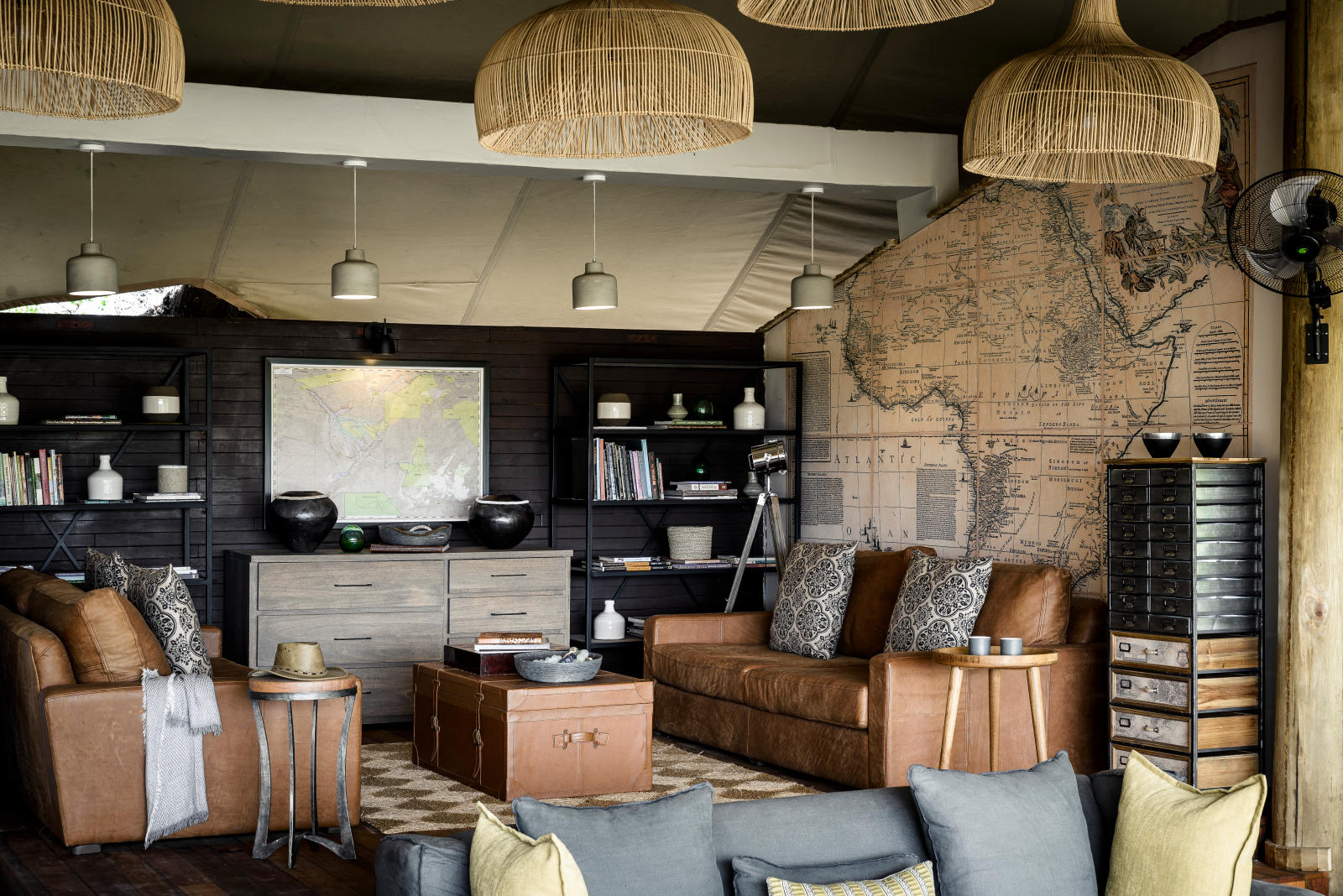 lounge area
