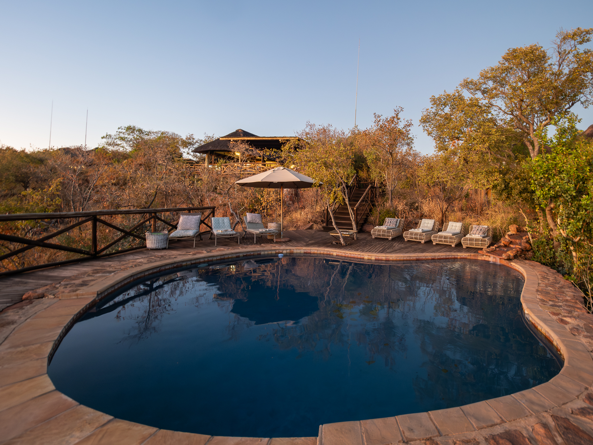 Tintswalo, swimming pool