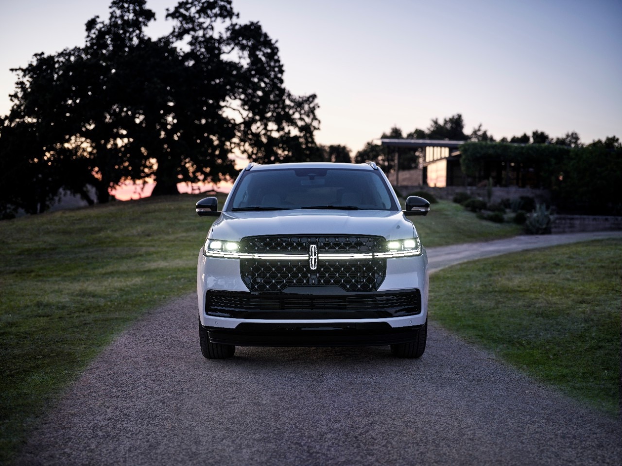 2026 Lincoln Navigator / L