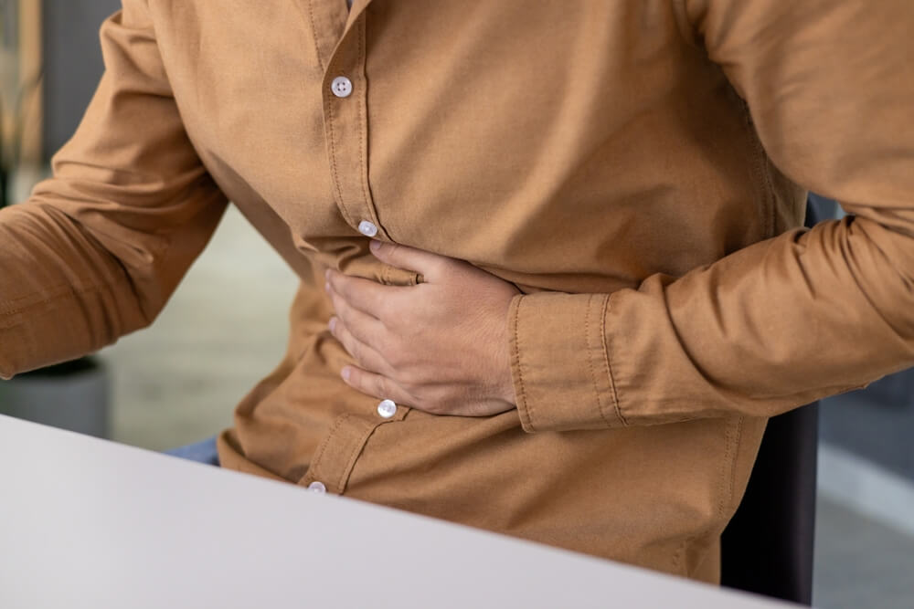 Stomach pain after meals