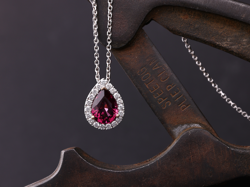 Garnet by Cellini