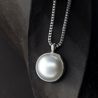 Pearls by Cellini