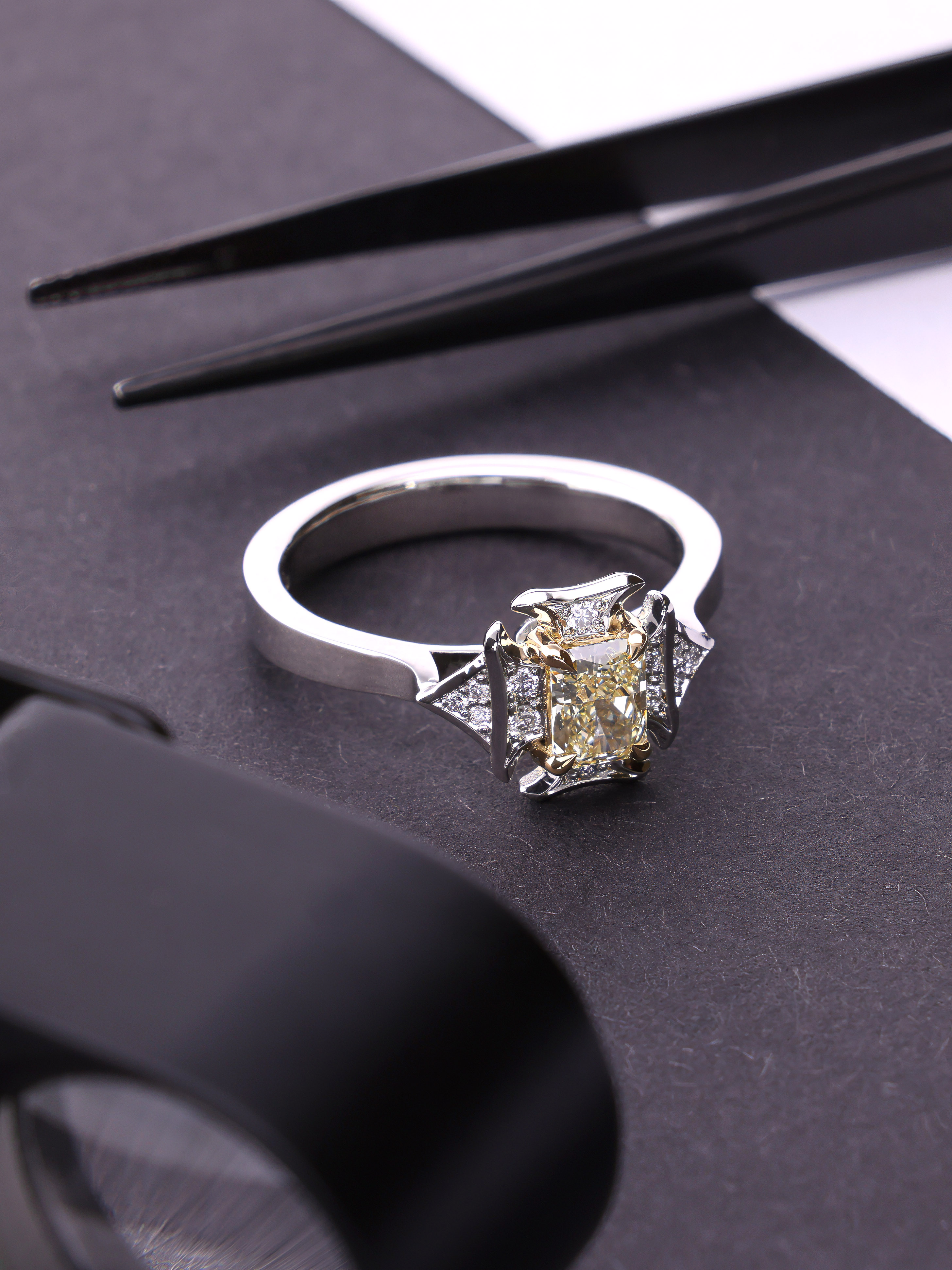 Diamond By Cellini