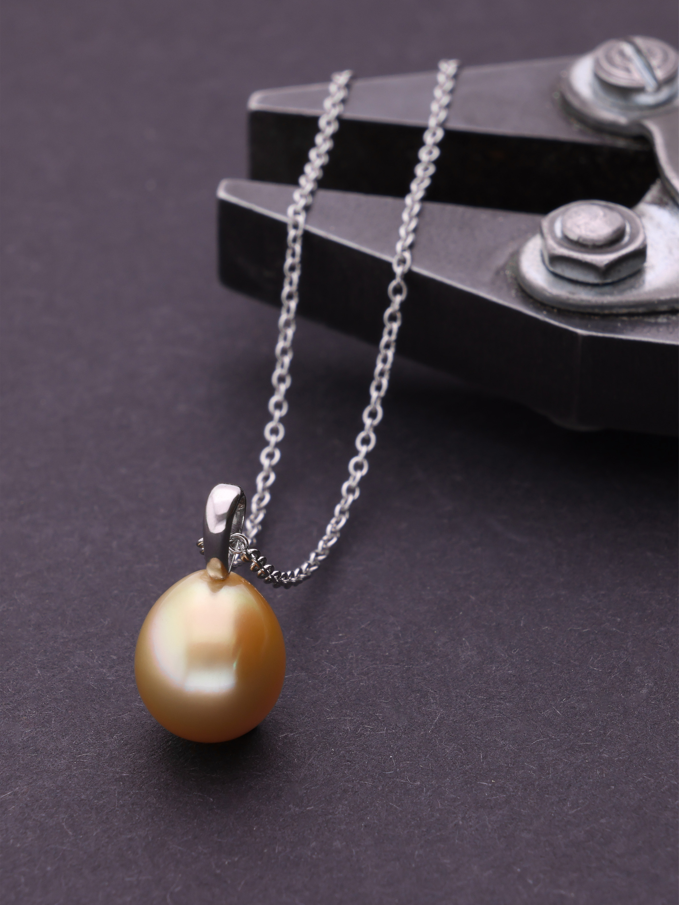 Tahitian & South Sea Pearls By Cellini