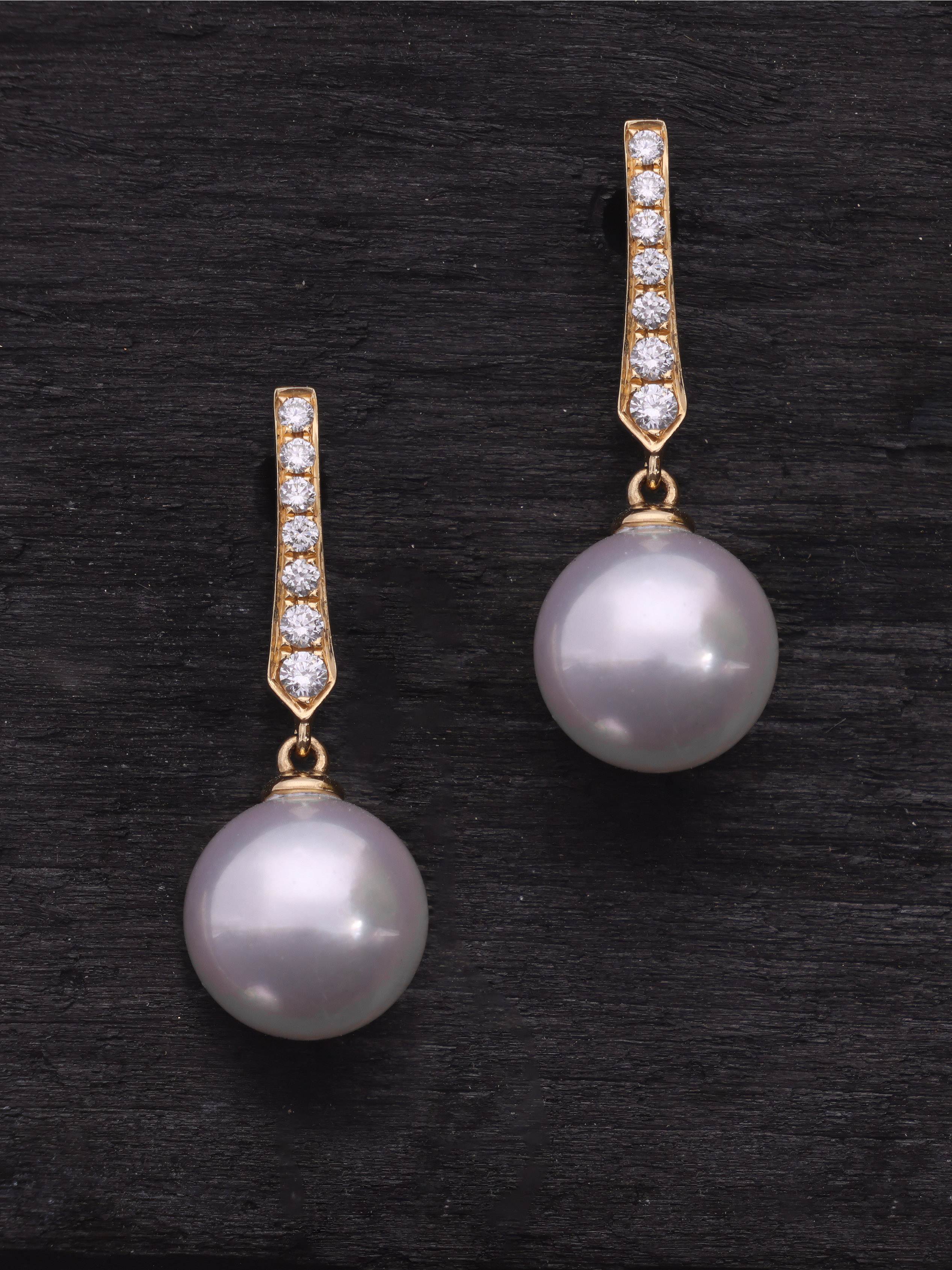 Akoya Pearls By Cellini
