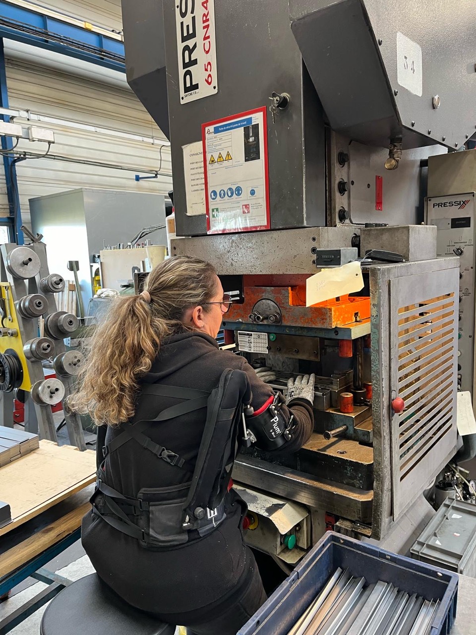 exosquelette pour de l'usinage de pièces métalliques