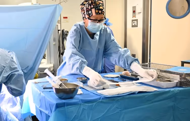 Protection épaule et bras infirmière