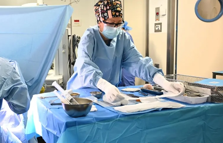 exosquelette pour aide operatoire