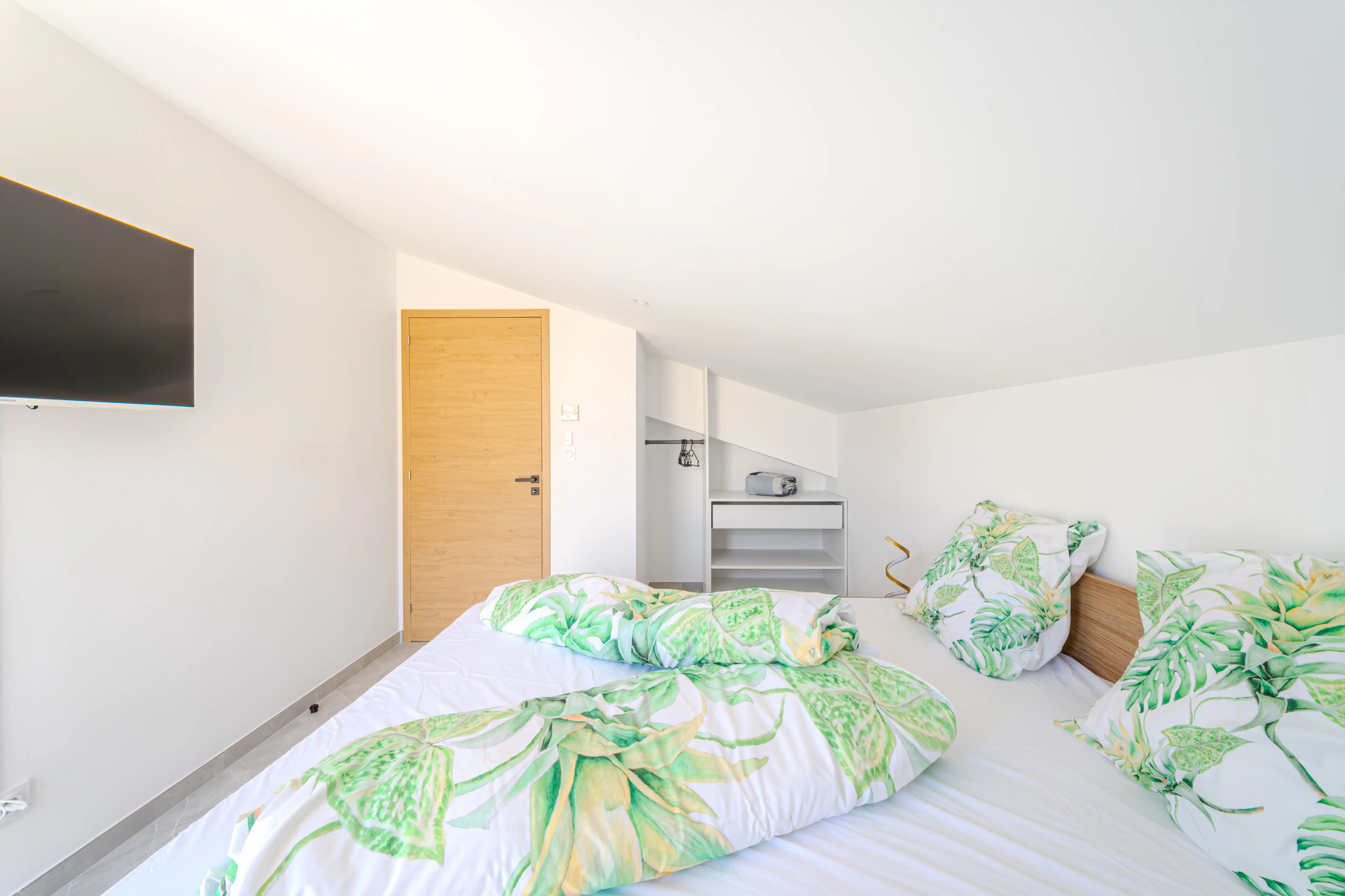 A picture of one of the double room of the Villa Galinier.