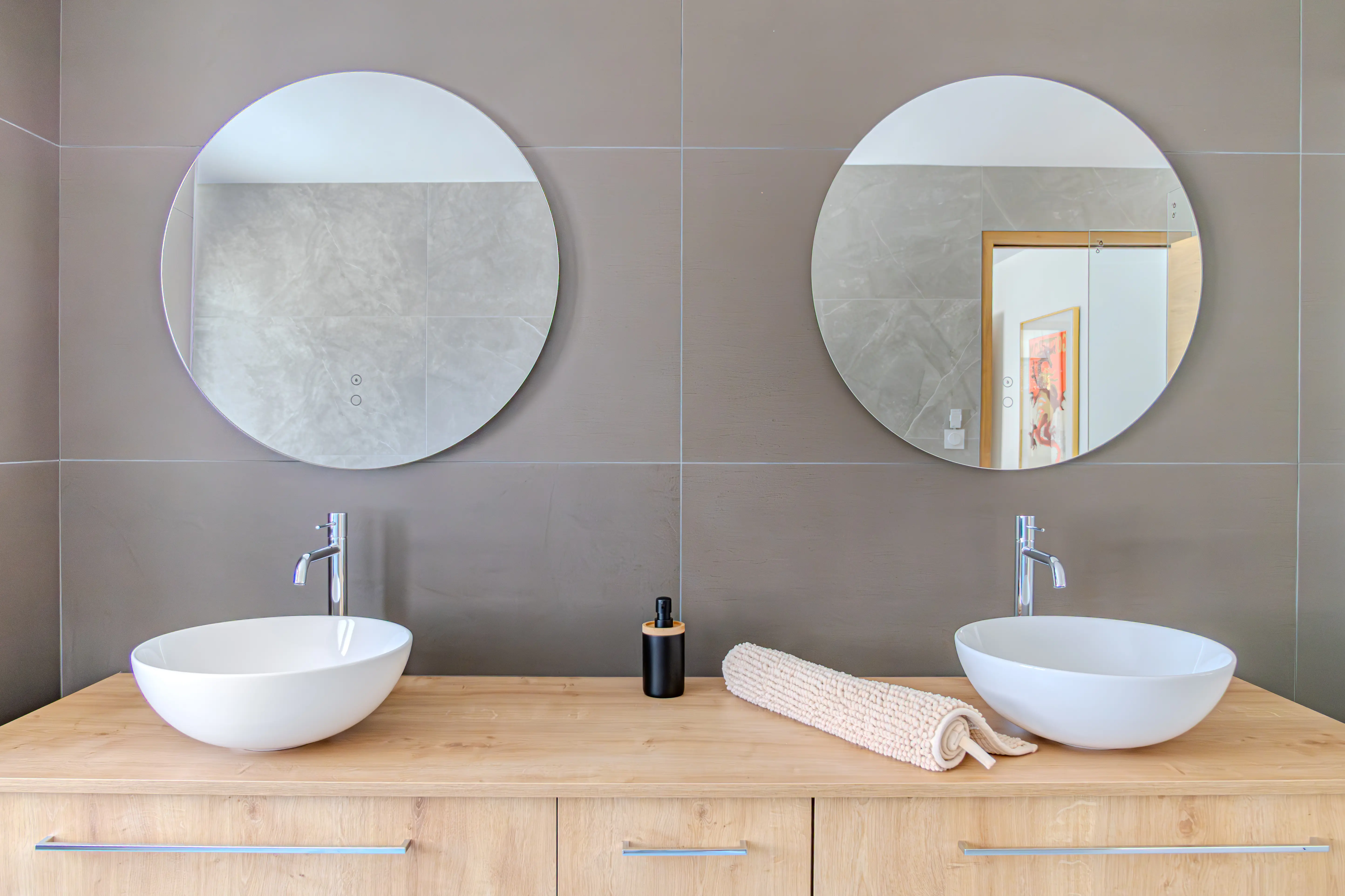 A picture of the bathroom of the Villa Galinier.