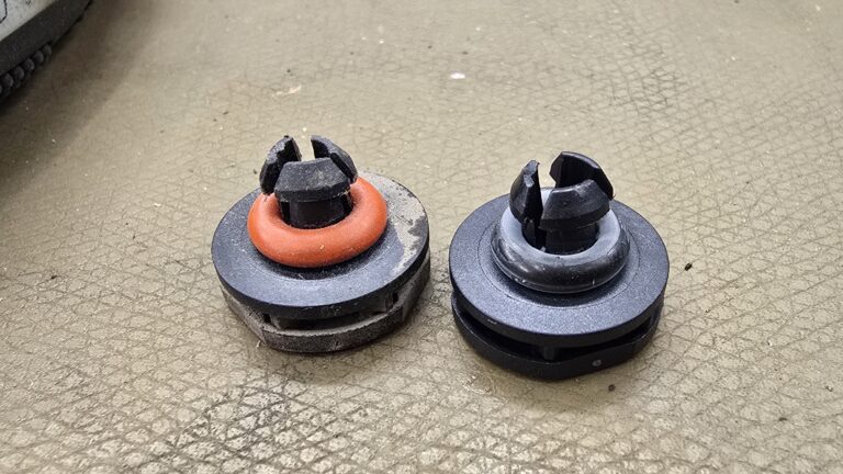 Andningsventilen byts vid behov