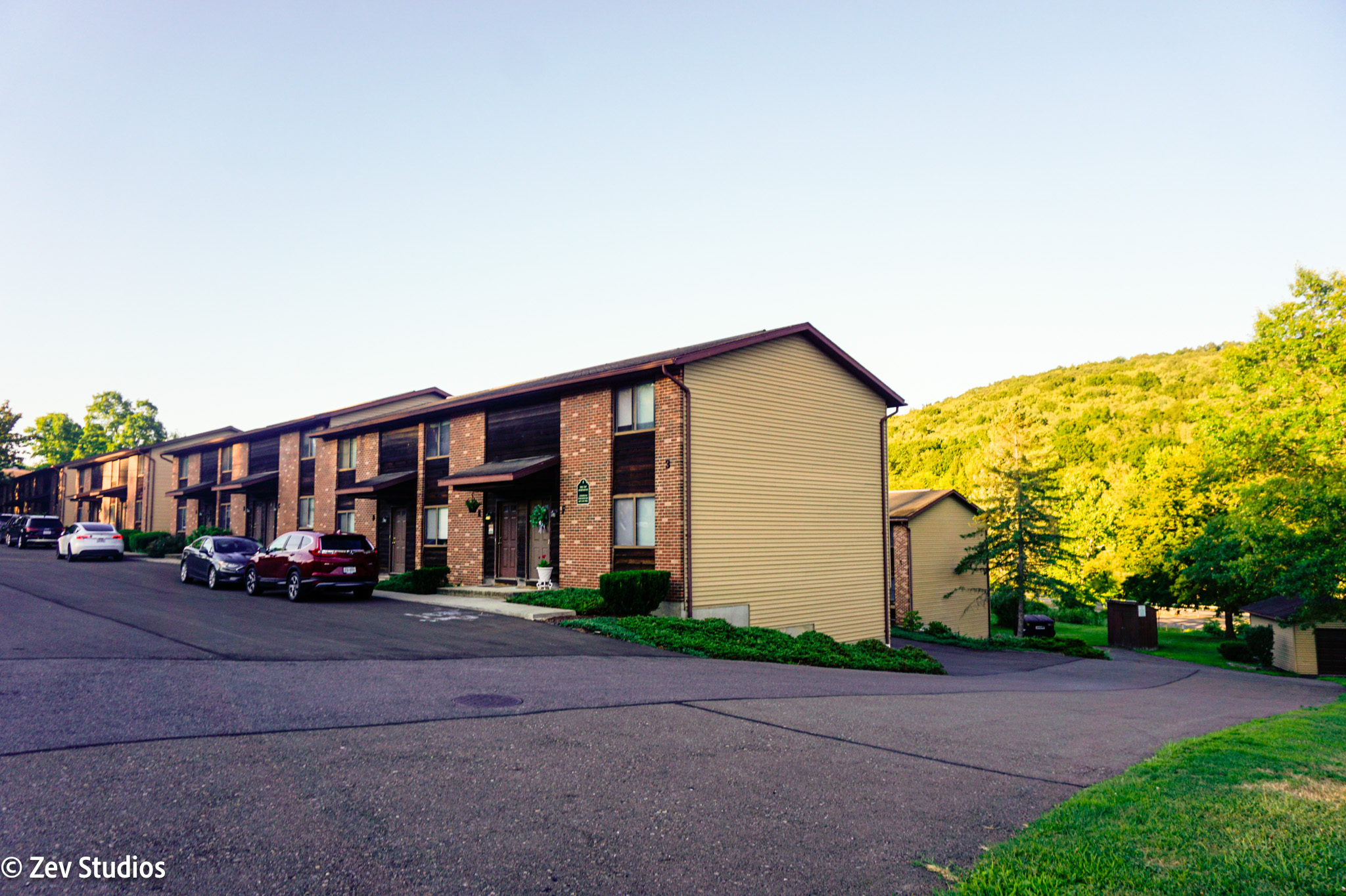 image of a school campus (for a edtech)