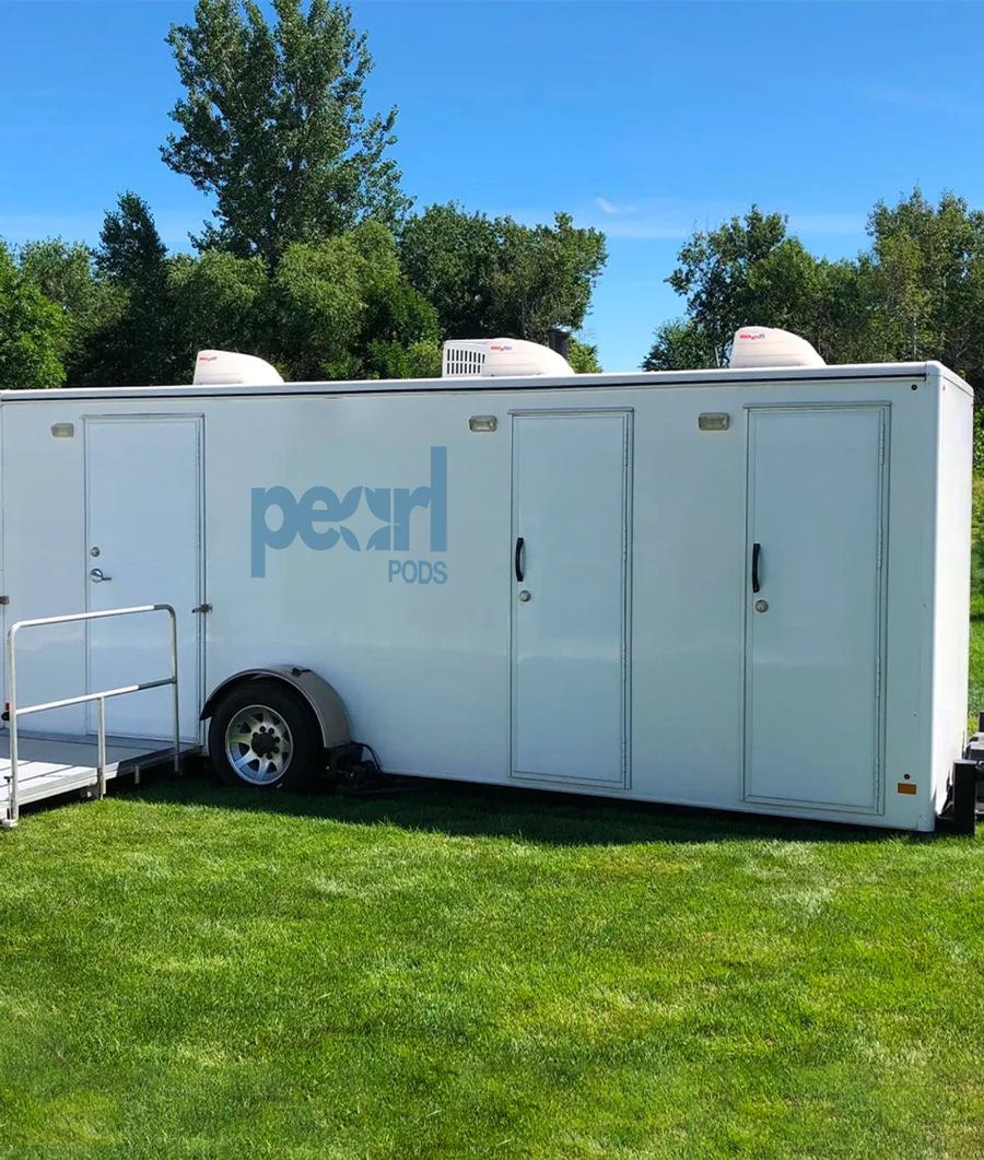 An image of Pearl Pod's Luxury Restroom Trailer
