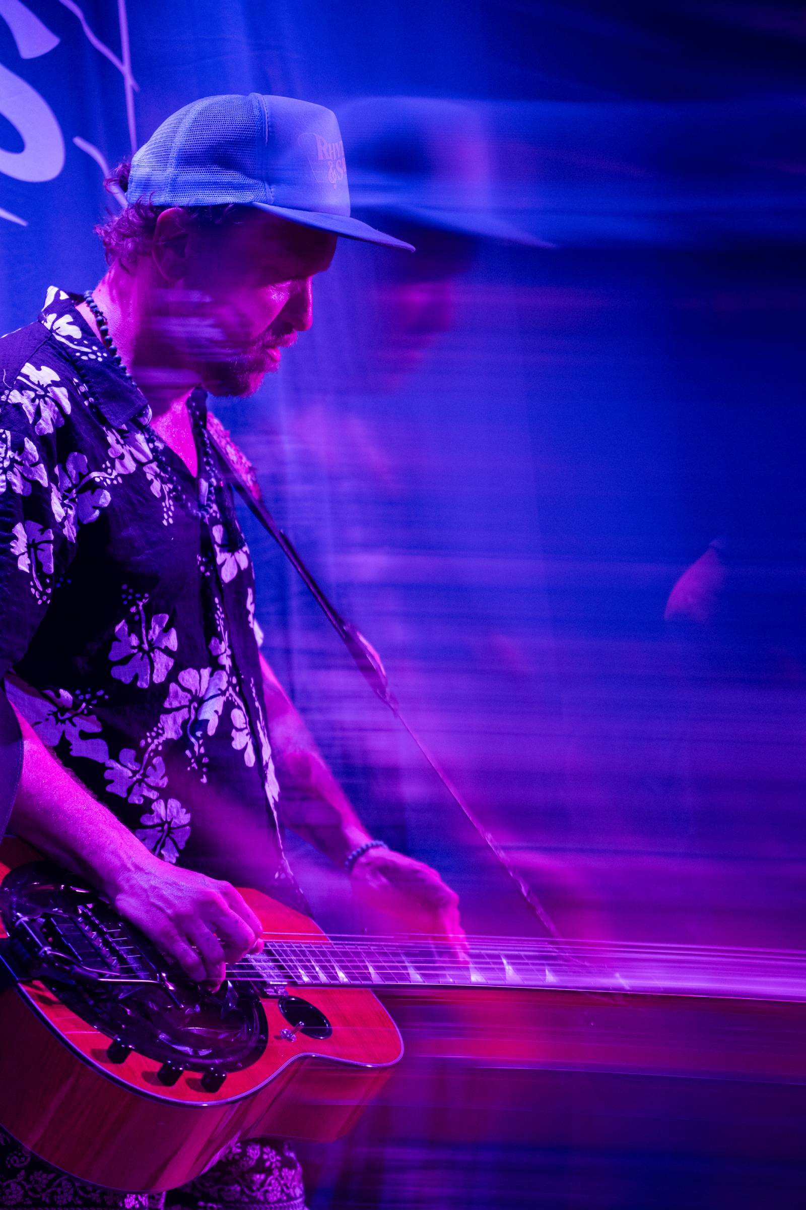 Anders Beck playing the dobro
